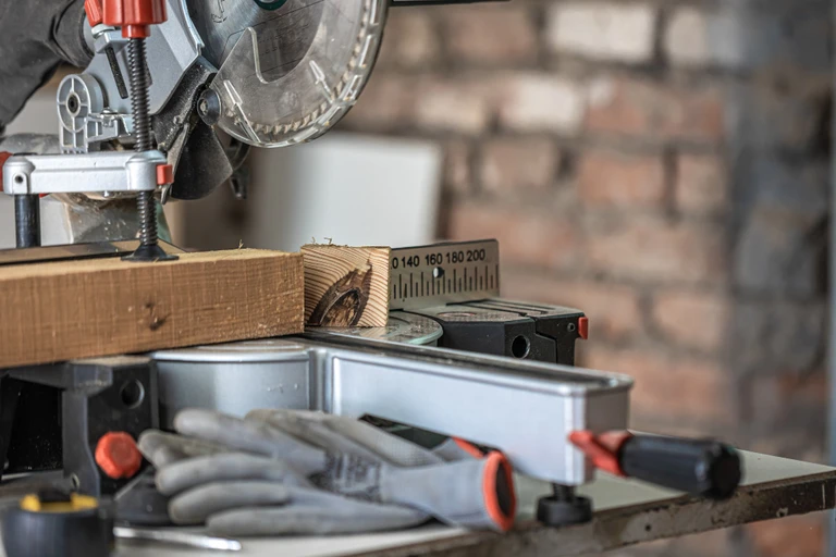 Workshop equipment